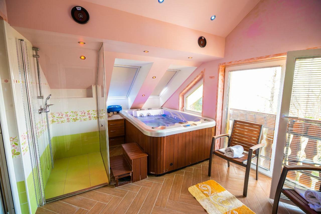 Luxury Apartment Ana With Hot Tub Visnja Gora Extérieur photo